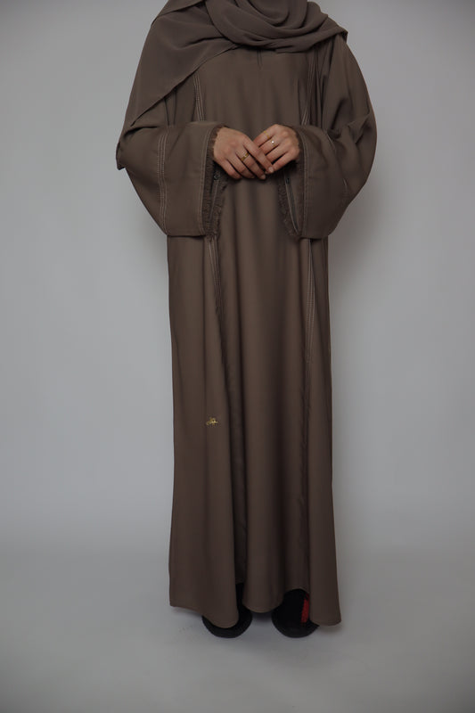 Classic Stitch Closed Abaya | Tan