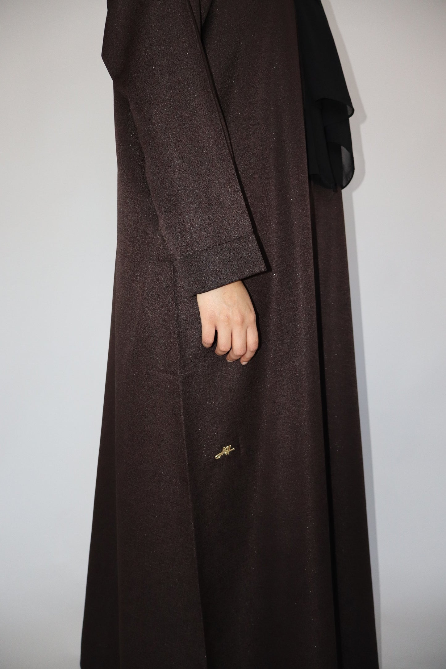 Minimal Brown Abaya