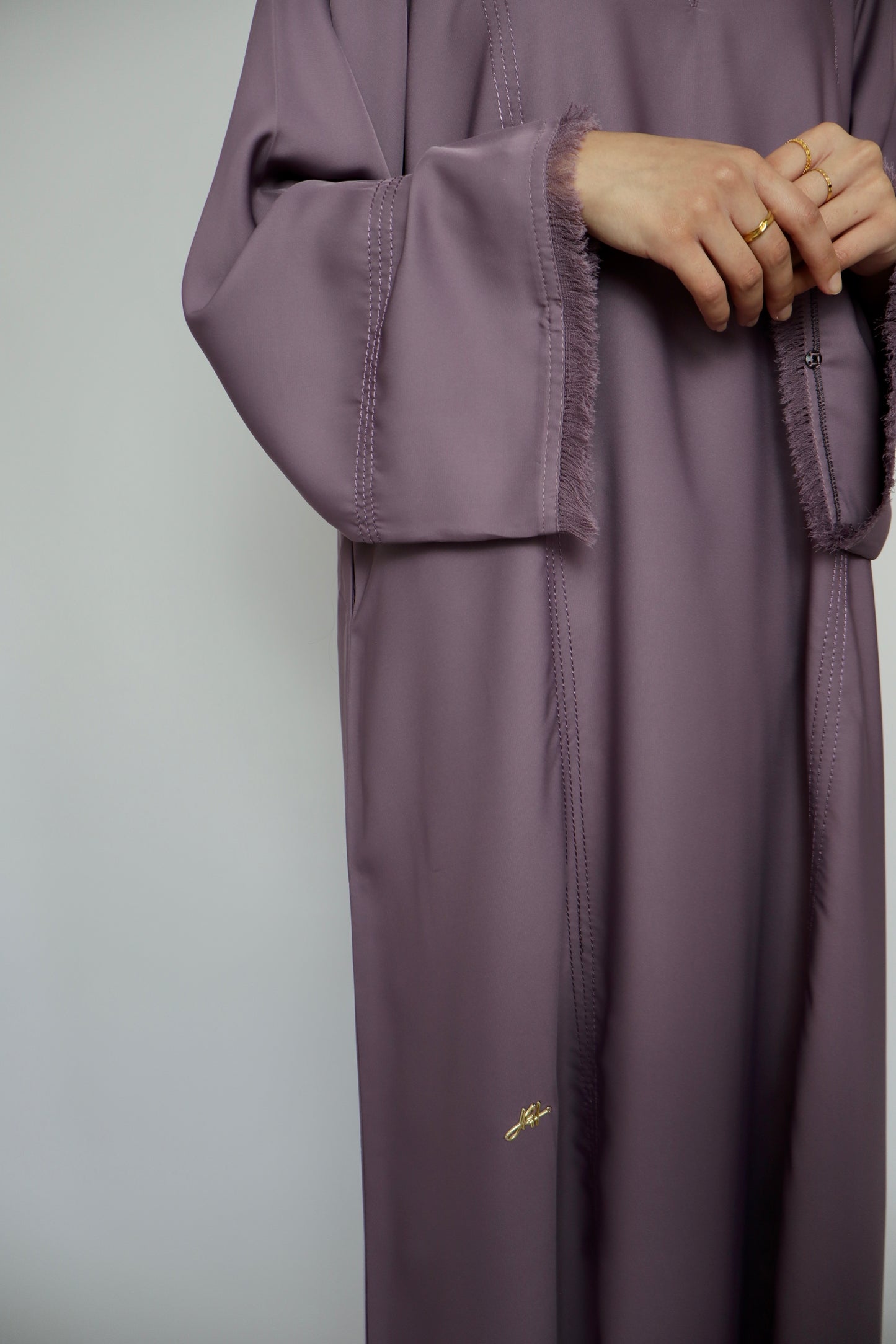 Classic Stitch Closed Abaya | Purple