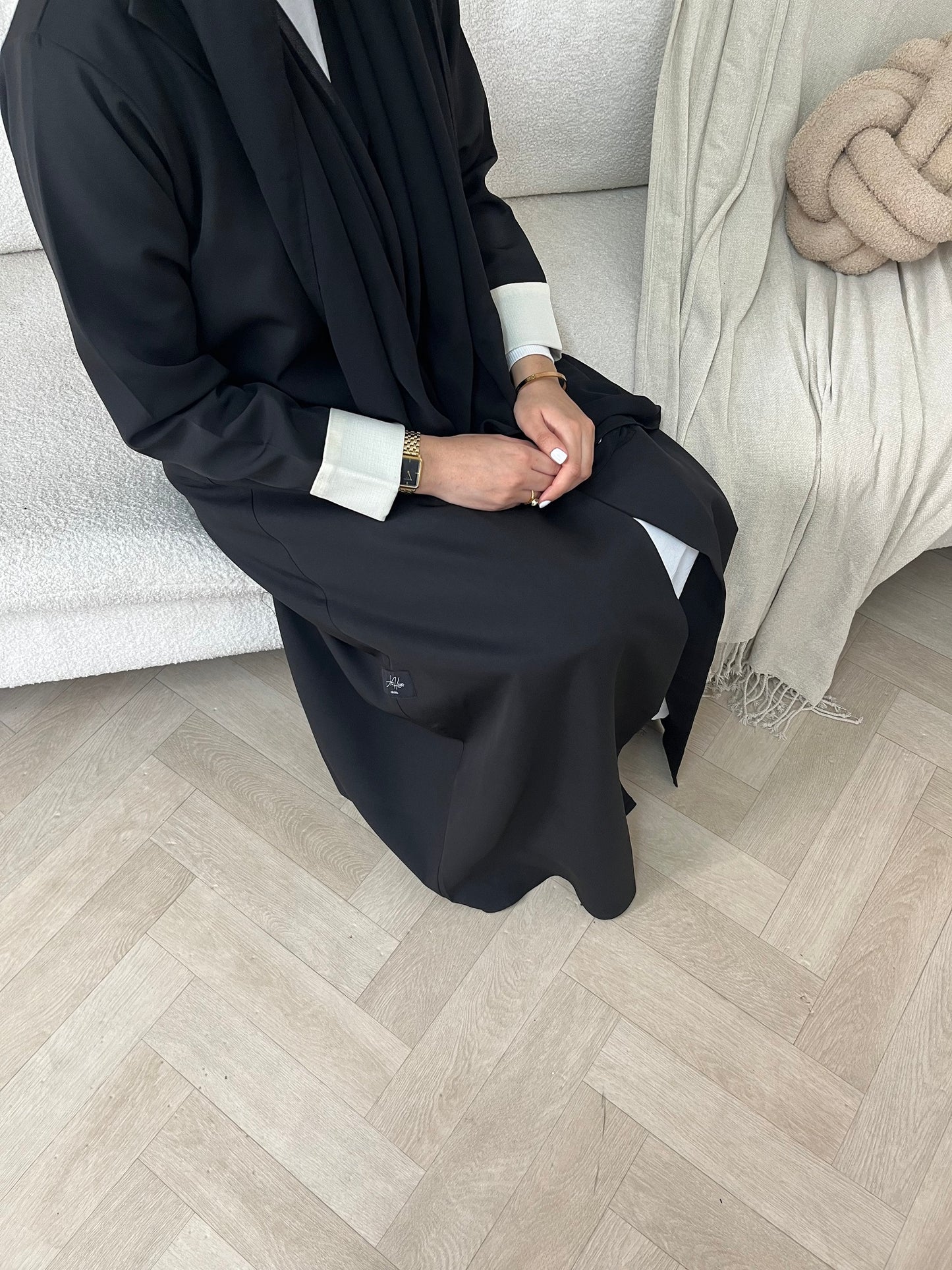 AH100 ABAYA / BLACK