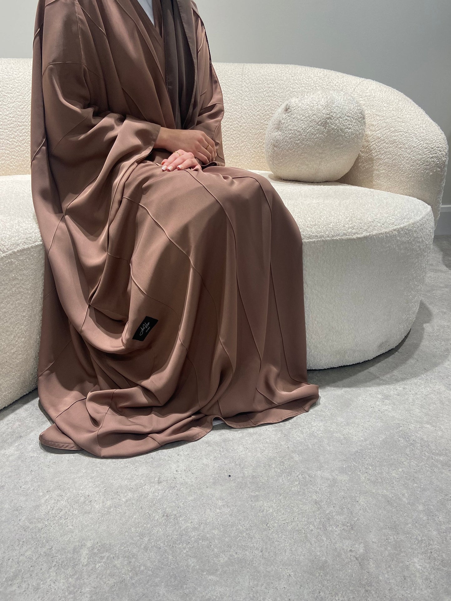 AH109 OPEN ABAYA / ROCK