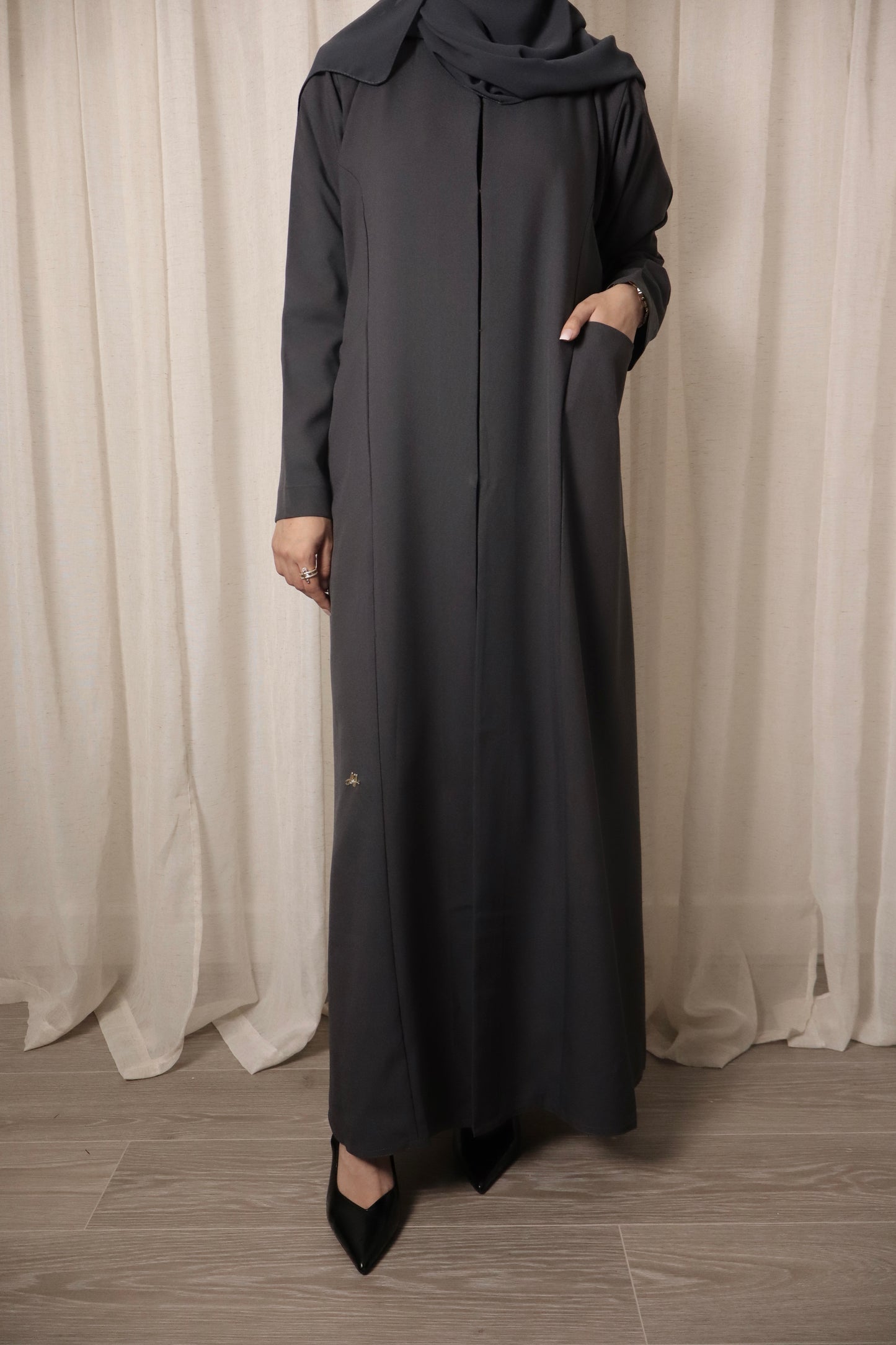 Tailored Abaya | Charcoal