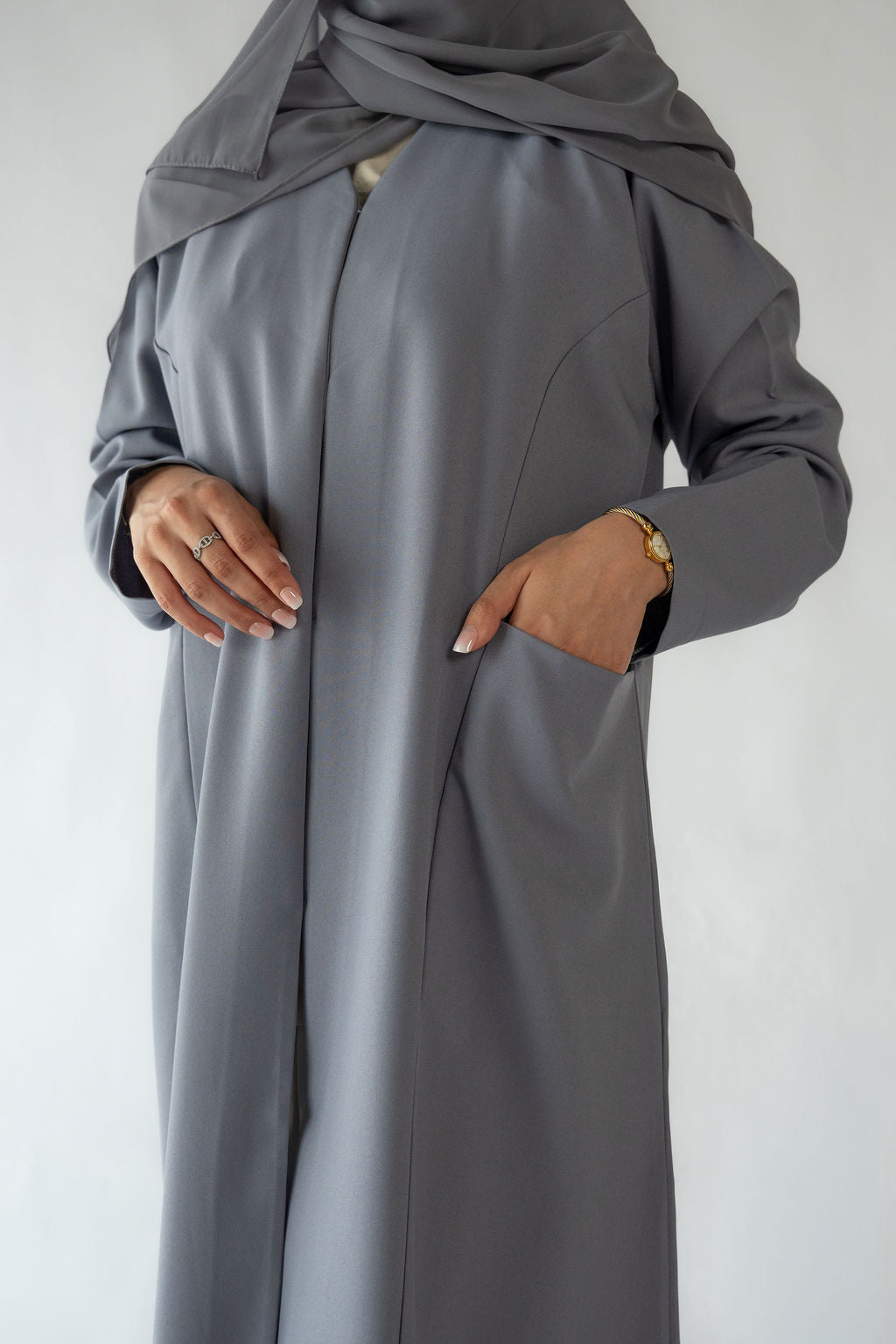 Tailored Abaya | Light Grey