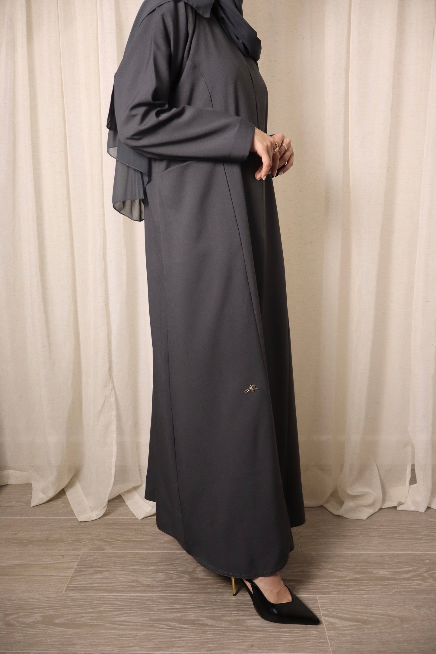 Tailored Abaya | Charcoal