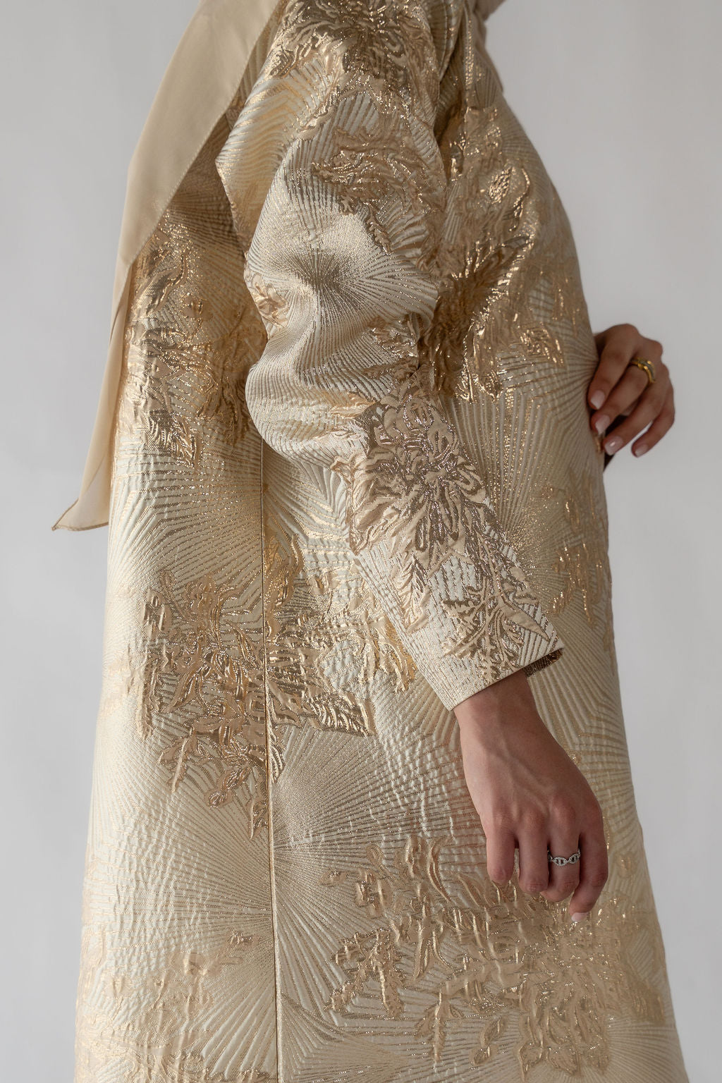 Luxe Gold Abaya