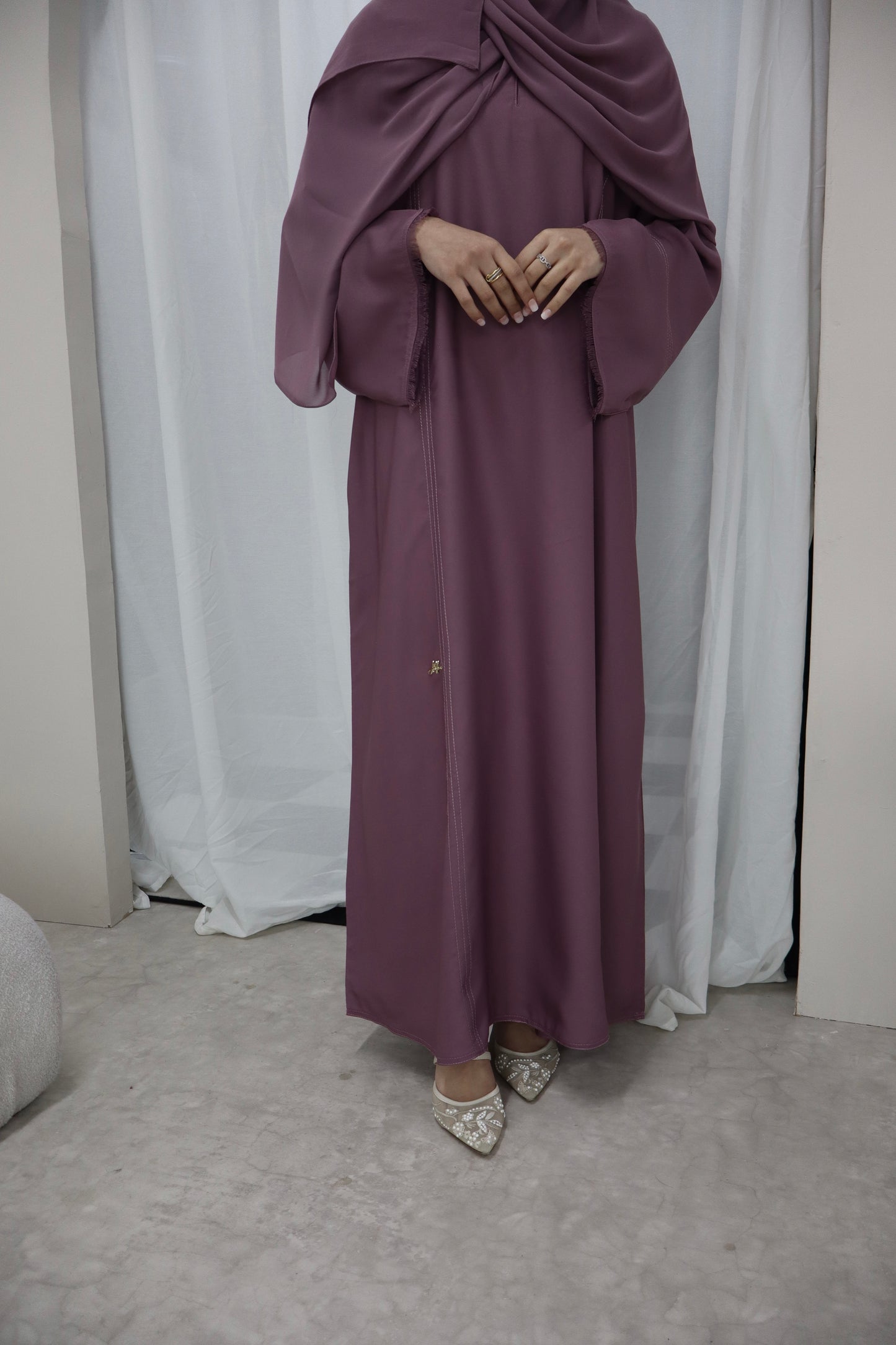 Classic Stitch Closed Abaya | Purple