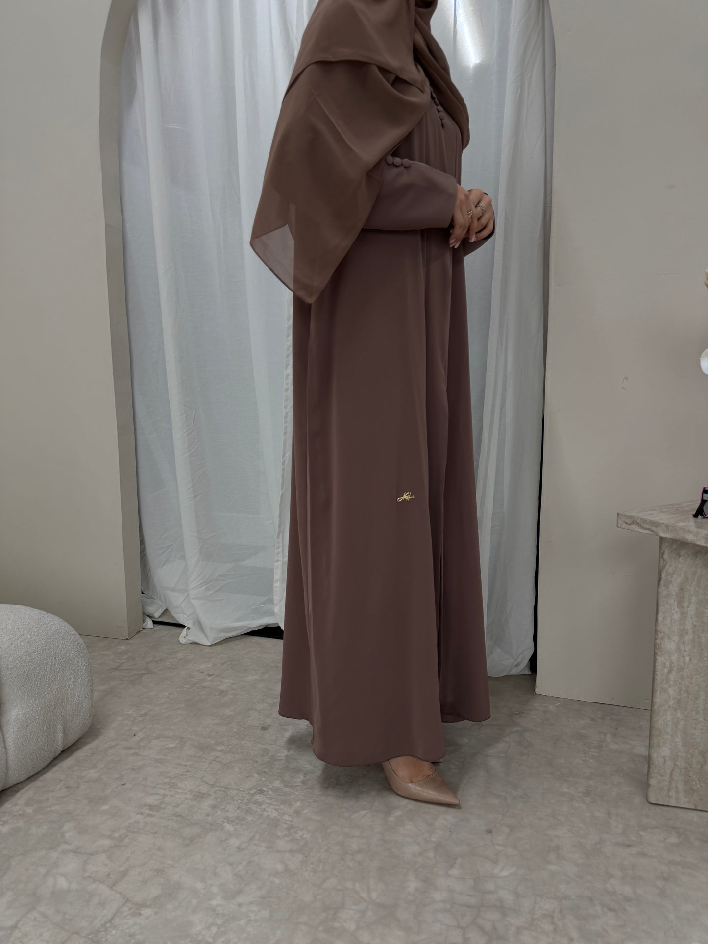 Soft Pleat Abaya | Mocha