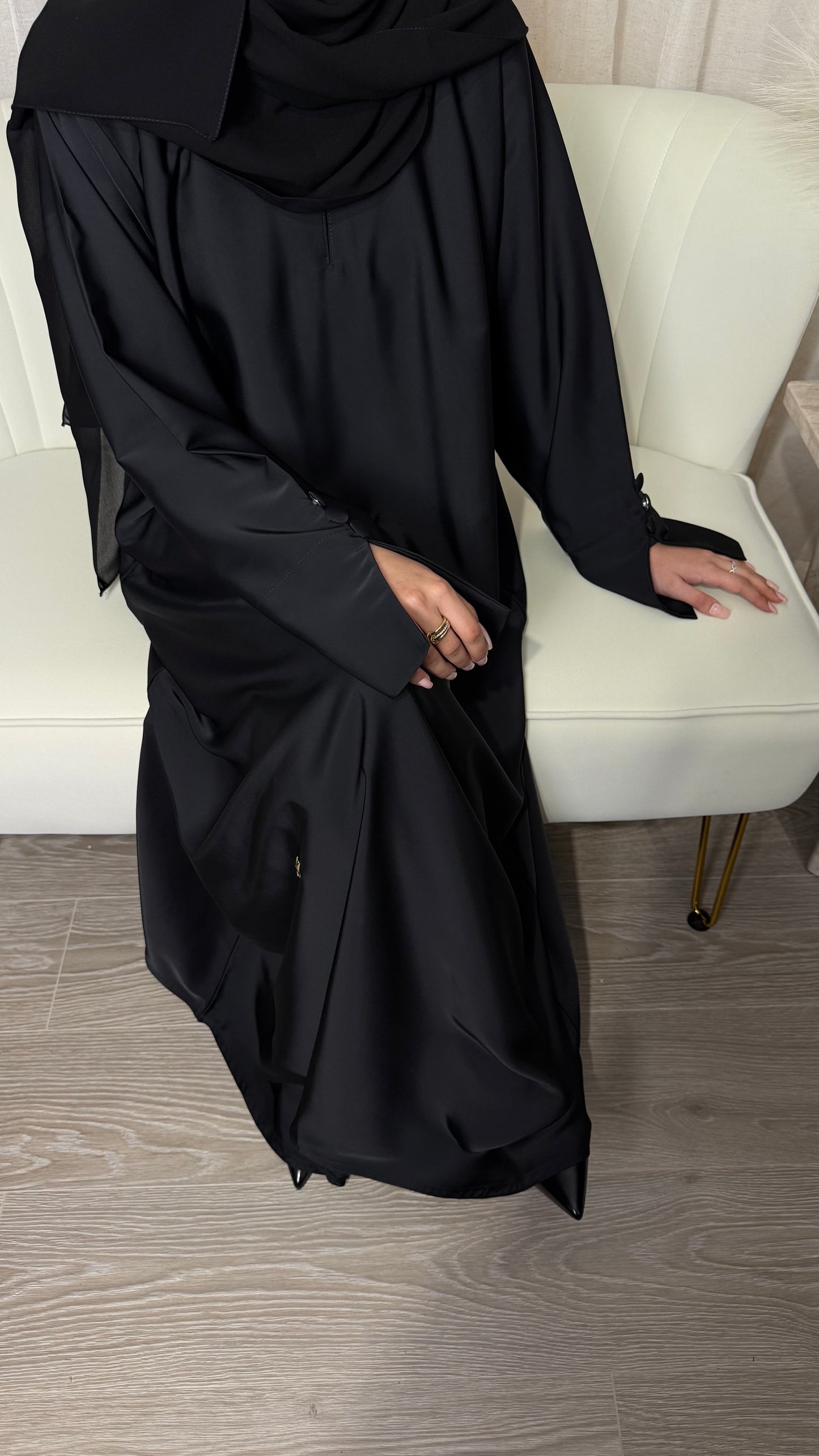 Signature Crepe Abaya | Black