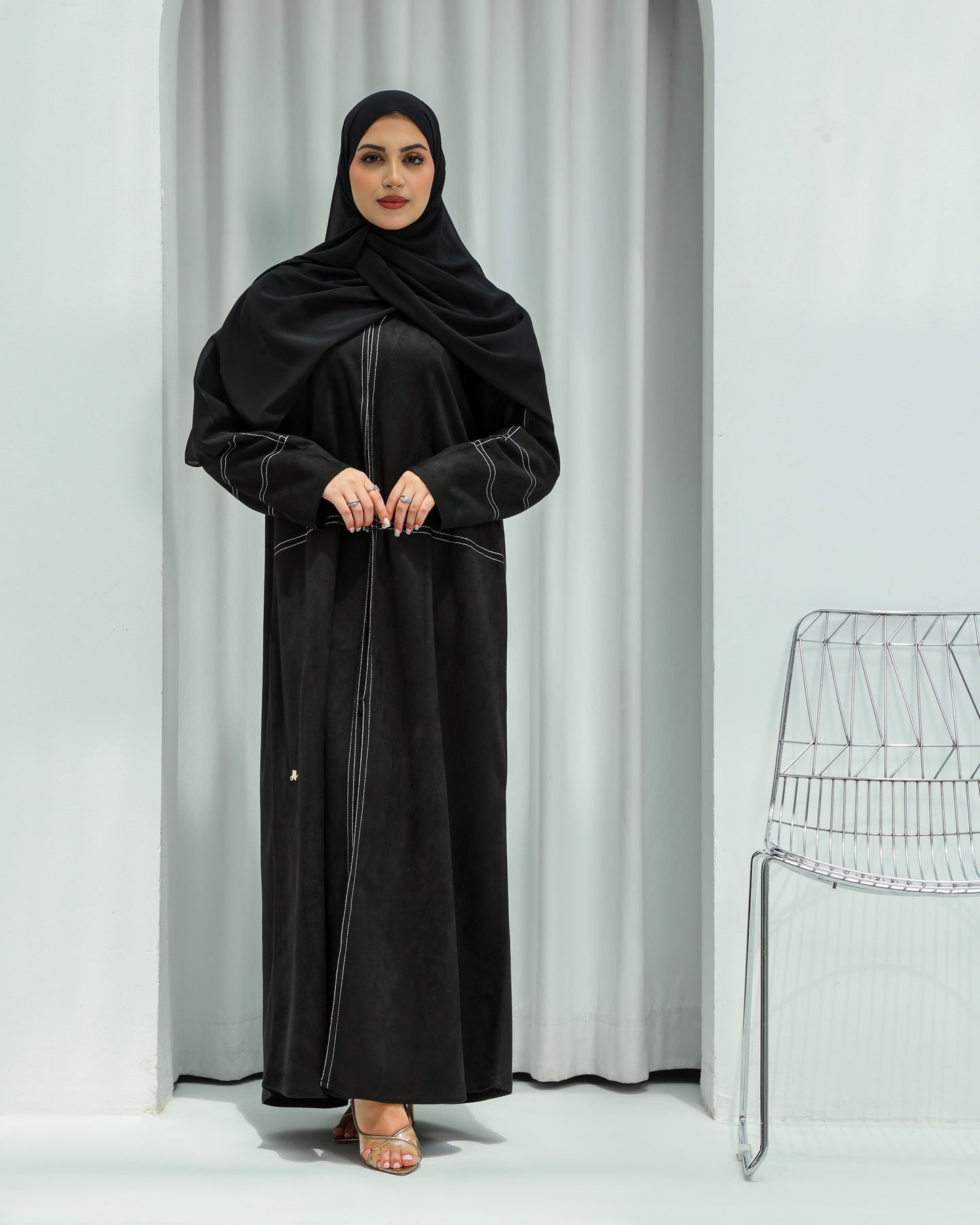 Suede Winter Abaya | Black