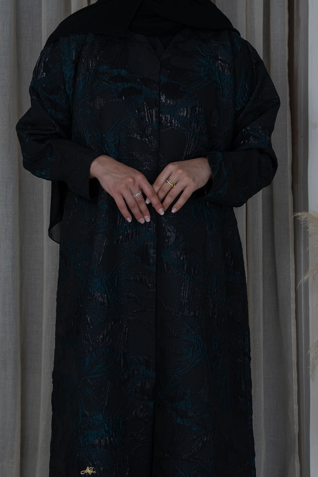Textured Jacquard Abaya | Emerald Noir