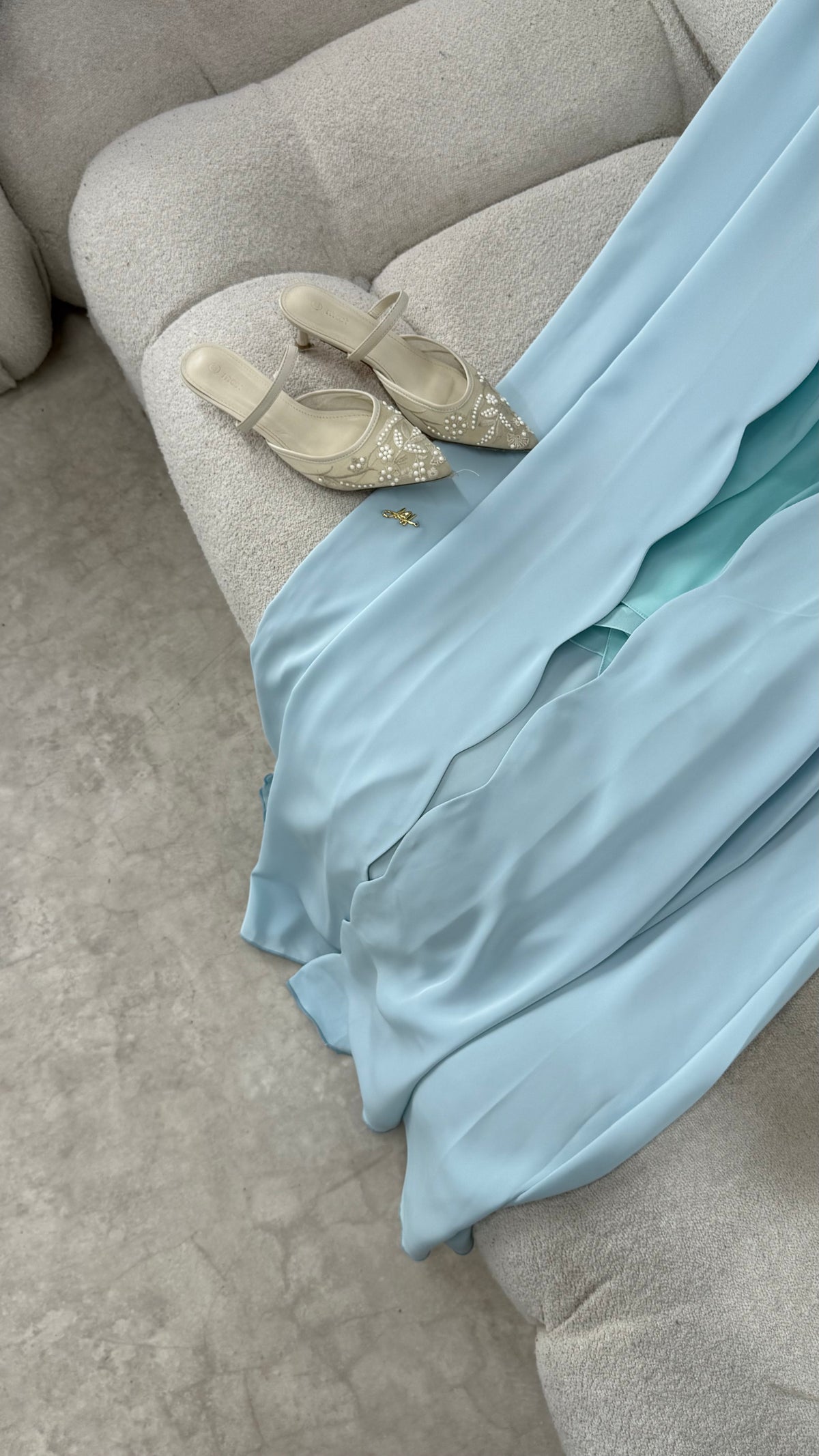 Scallop Flow Abaya | Sky Blue
