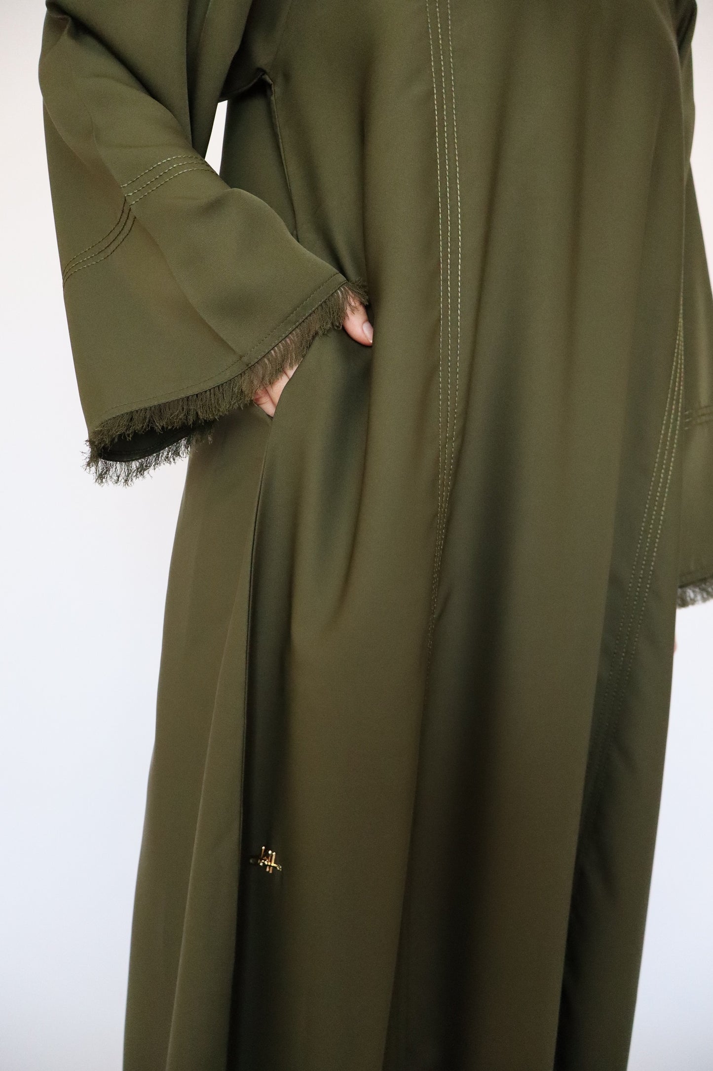 Classic Stitch Closed Abaya | Olive