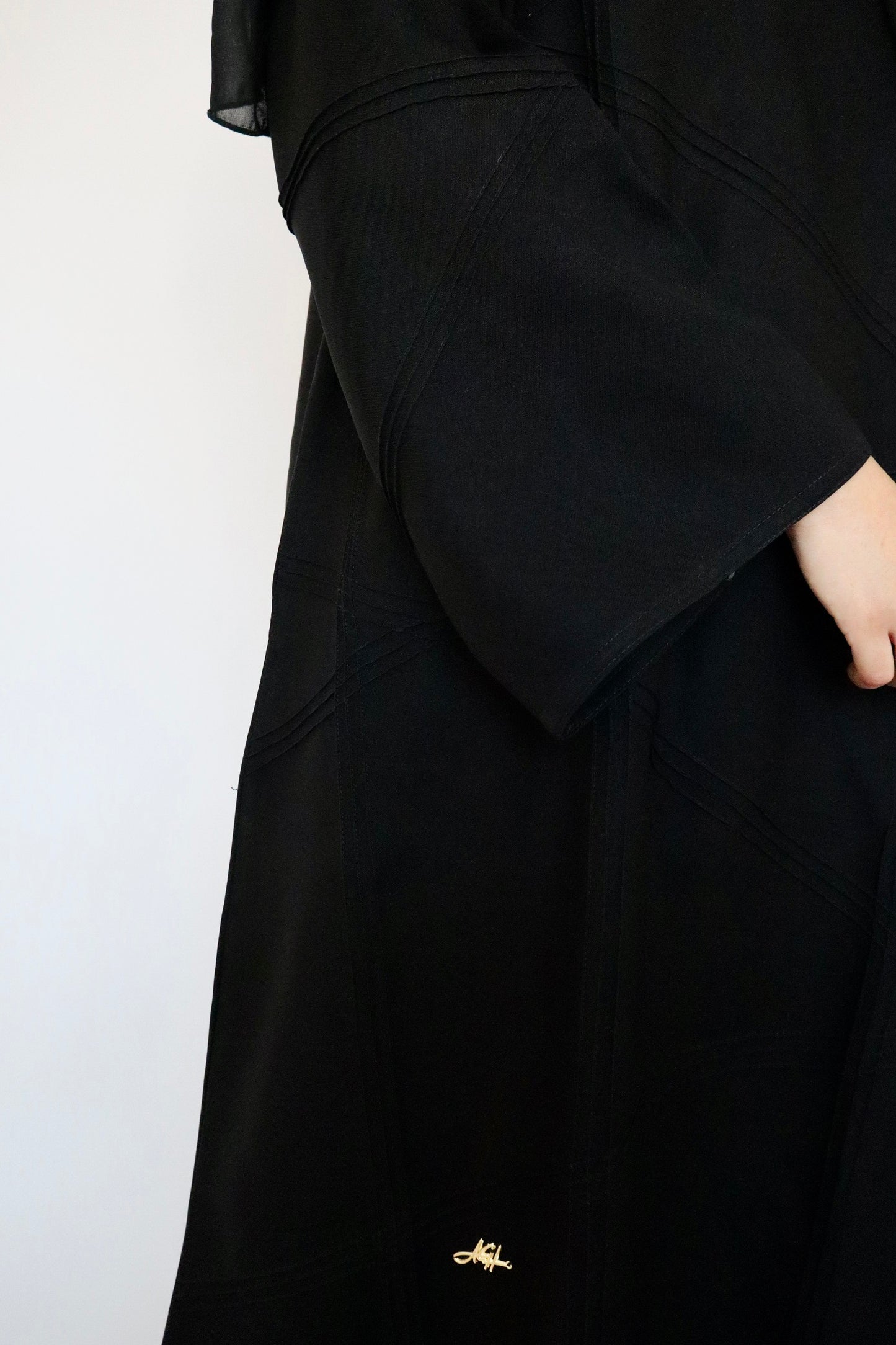 Seam Detailed Abaya | Black