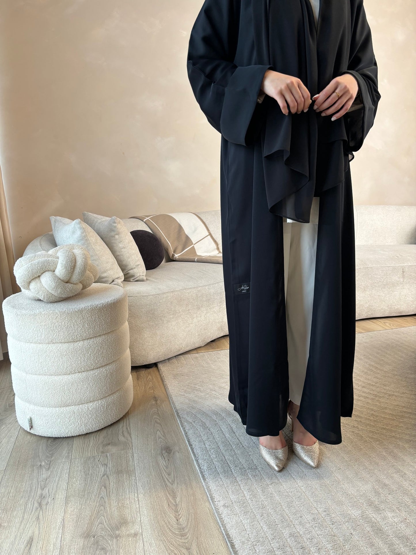 AH110 ABAYA SET / BLACK