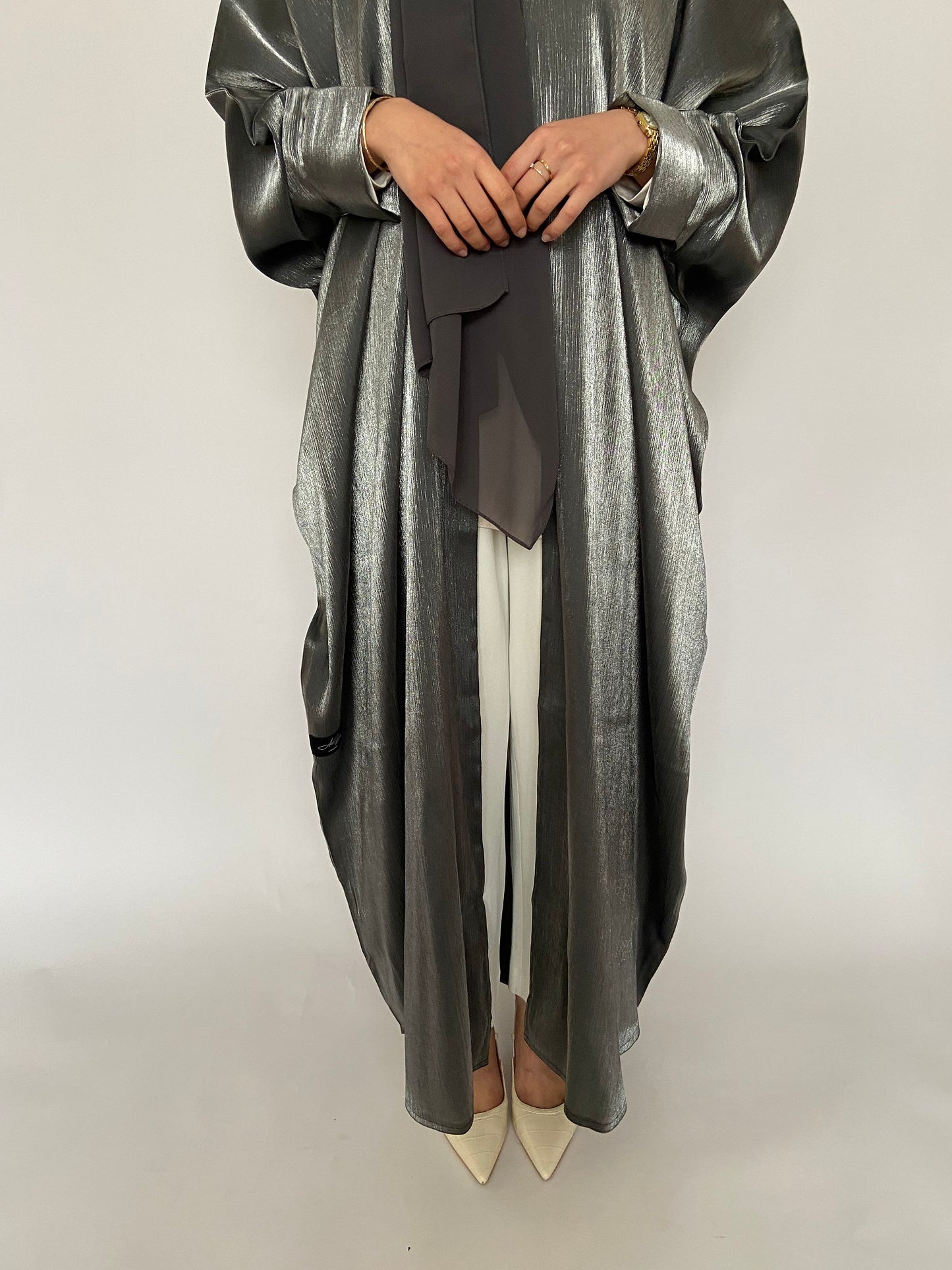 AH111 OPEN ABAYA / CHARCOAL